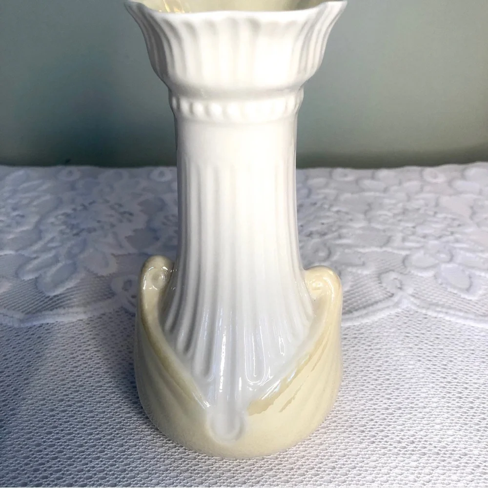 Belleek Moore Vase Vintage Ireland Ivory with Yellow Lustre Scallop Rim Irish